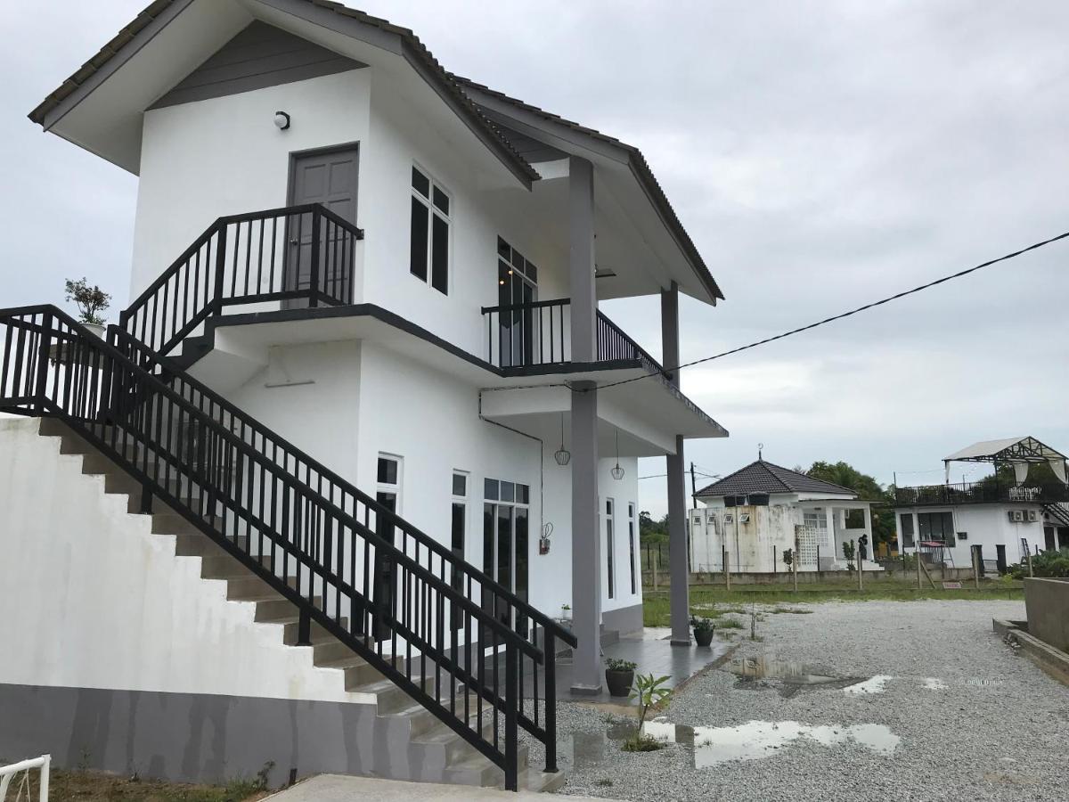 Rumah Sawah Homestay باسير بوته المظهر الخارجي الصورة